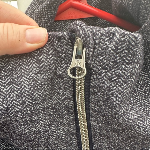 LULULEMON DAILY YOGA JACKET SZ 10 LG Style number W4A48S - Picture 8 of 15